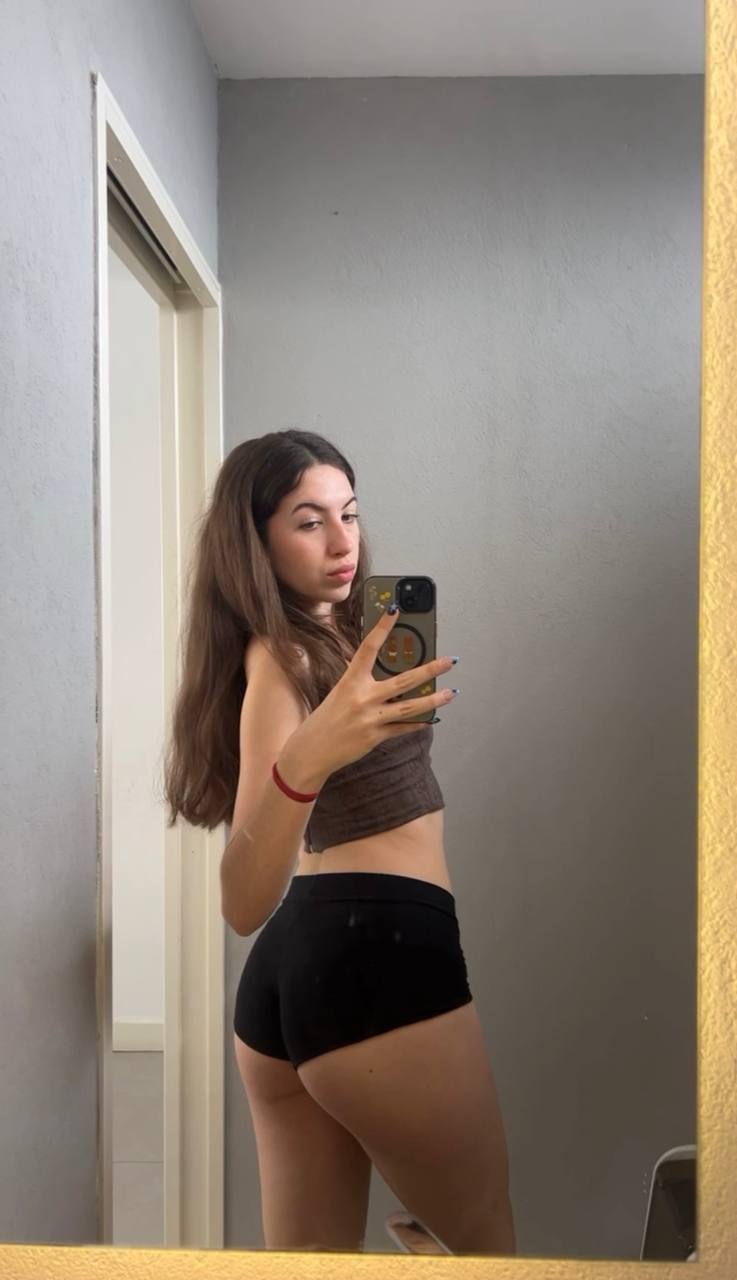 Amber in her underwear in Kirkuk