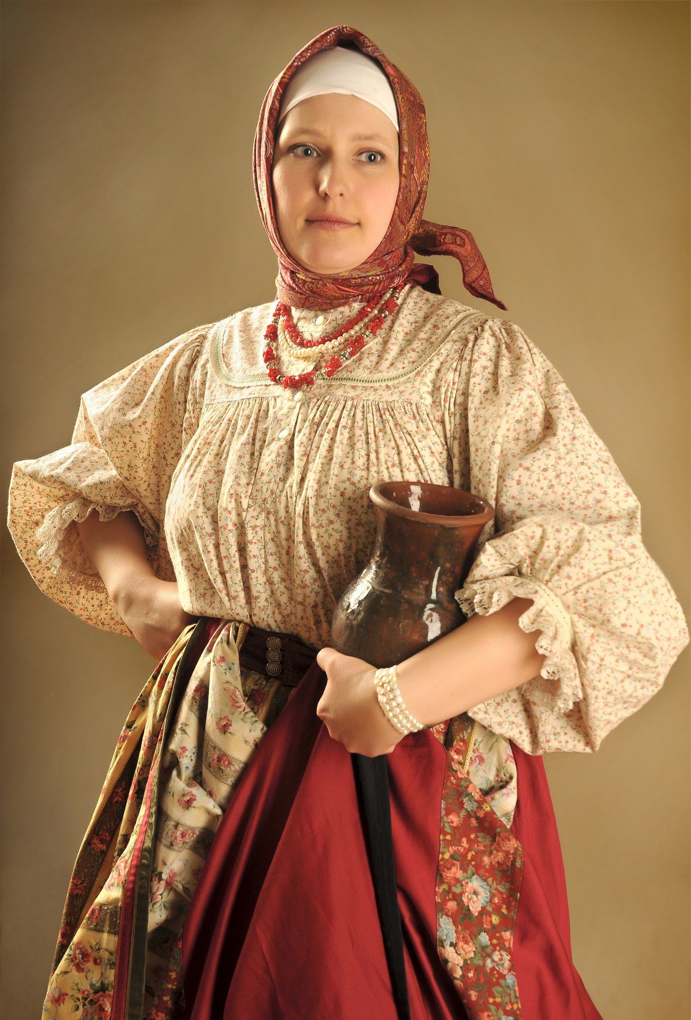 Girls in Slavic costumes in Kirkuk