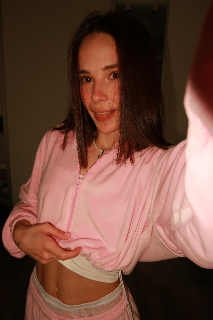 Tina brings the glow — live moments in Kirkuk